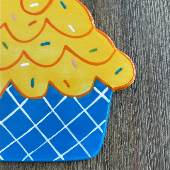 Happy everything large attachment- cupcake - Picture 2 of 4